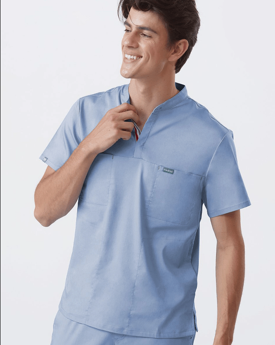 Mediclo Skye Men’s Banded Collar Scrub Top
